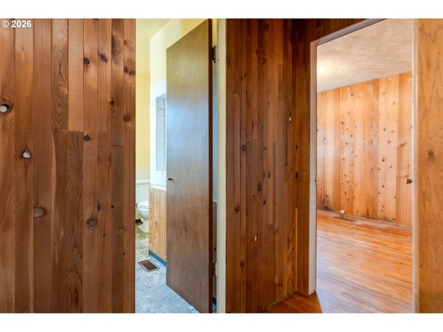 28900 Se CURRIN Rd, Estacada, OR 97023
