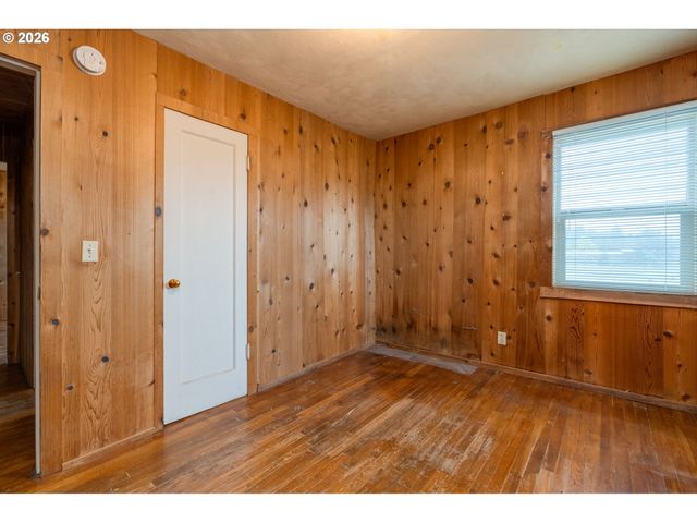 28900 Se CURRIN Rd, Estacada, OR 97023