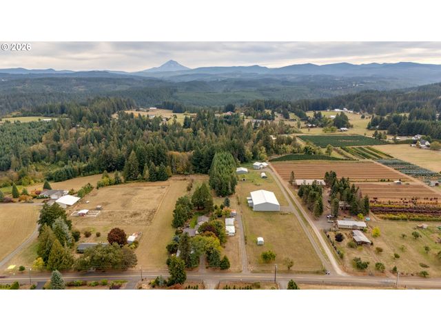 28900 Se CURRIN Rd, Estacada, OR 97023