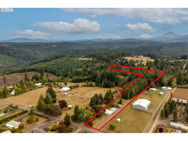28900 Se CURRIN Rd, Estacada, OR 97023