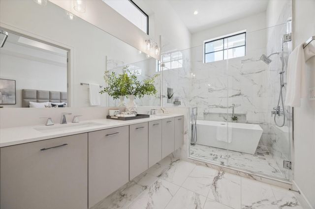 5824 Winsome Lane B, Houston, TX 77057