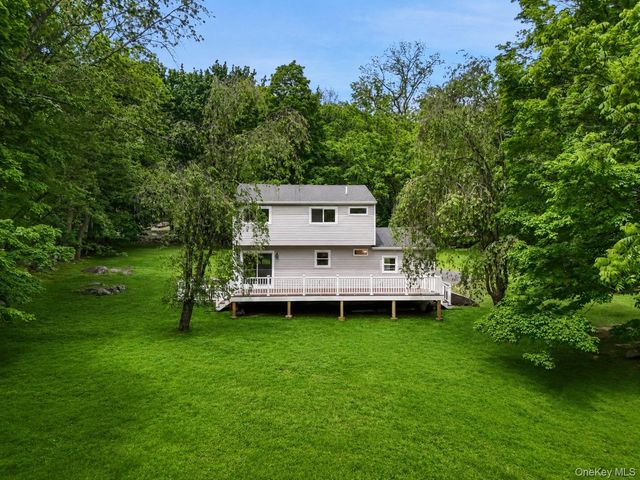 276 Agor Lane, Mahopac, NY 10541