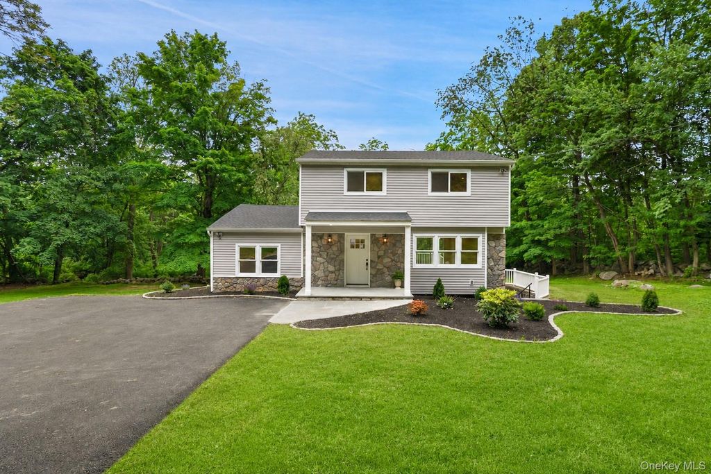 276 Agor Lane, Mahopac, NY 10541