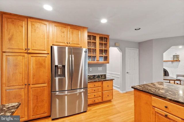 3125 HANNAHS POND LN, Herndon, VA 20171