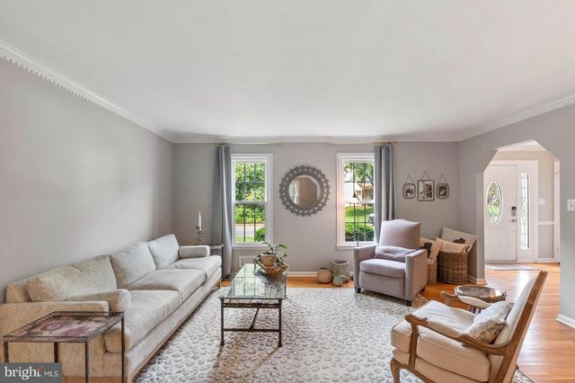 3125 HANNAHS POND LN, Herndon, VA 20171