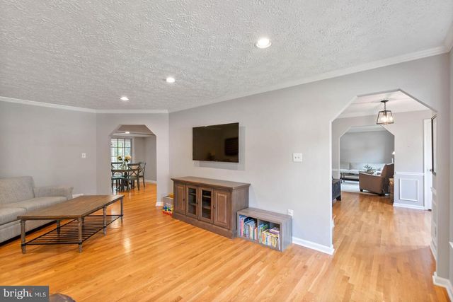 3125 HANNAHS POND LN, Herndon, VA 20171