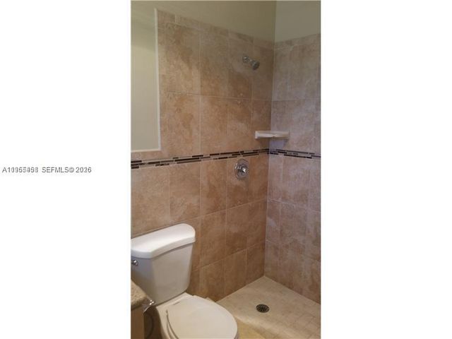 300 NE 191st St 212, Miami, FL 33179