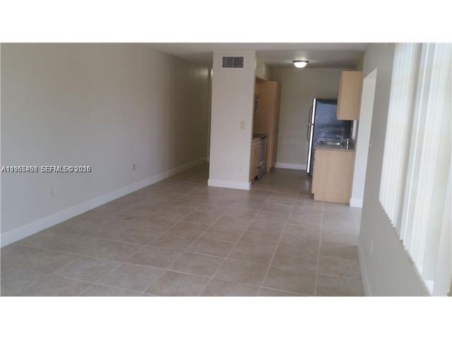 300 NE 191st St 212, Miami, FL 33179