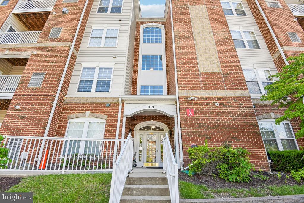 Image 1 of property listing at 1013 SAMANTHA LN #401, Odenton, MD 21113