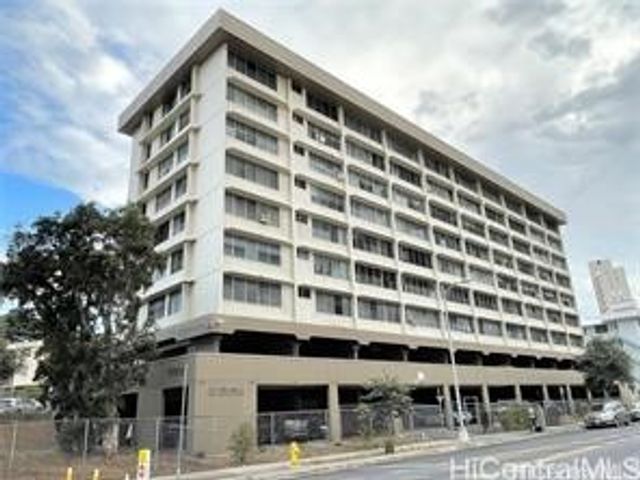 2977 Ala Ilima Street 705, Honolulu, HI 96818