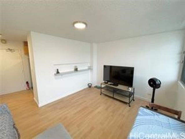 2977 Ala Ilima Street 705, Honolulu, HI 96818