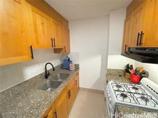 2977 Ala Ilima Street 705, Honolulu, HI 96818