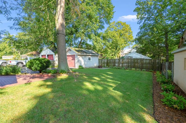 314 Creston Avenue, Kalamazoo, MI 49001