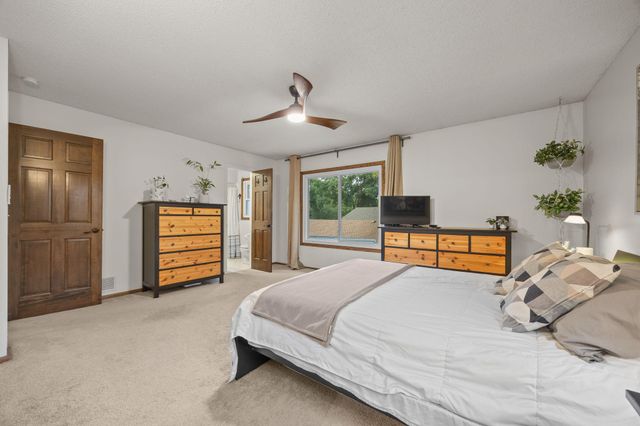 14880 Ironwood Court, Eden Prairie, MN 55346