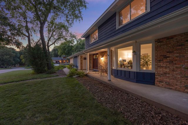 14880 Ironwood Court, Eden Prairie, MN 55346