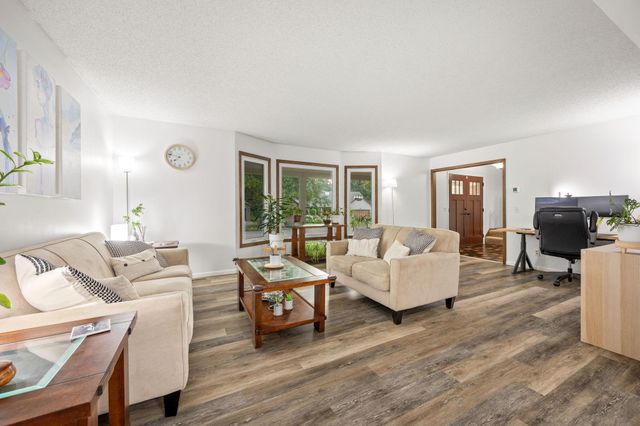 14880 Ironwood Court, Eden Prairie, MN 55346