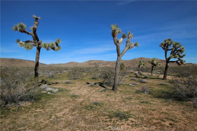 34 La Brisa Drive, Joshua Tree, CA 92252