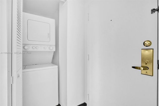 2951 S Bayshore Dr 1012, Miami, FL 33133