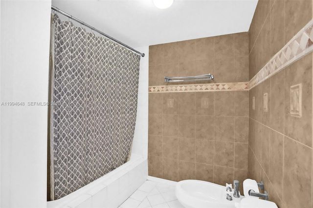 2951 S Bayshore Dr 1012, Miami, FL 33133