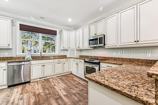 13 Moonshell Rd, Hilton Head Island, SC 29928