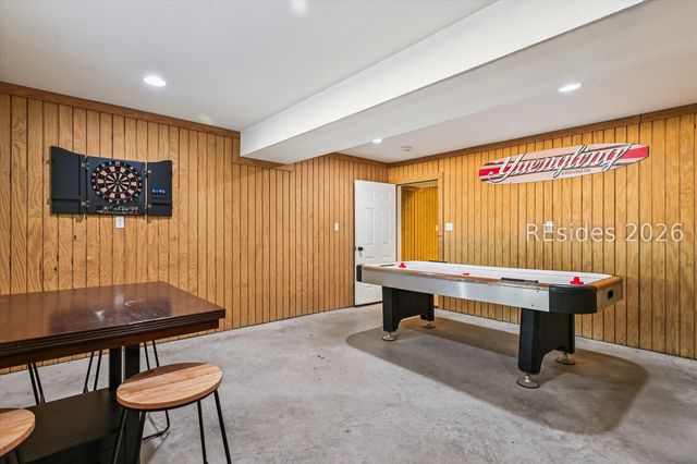 13 Moonshell Rd, Hilton Head Island, SC 29928