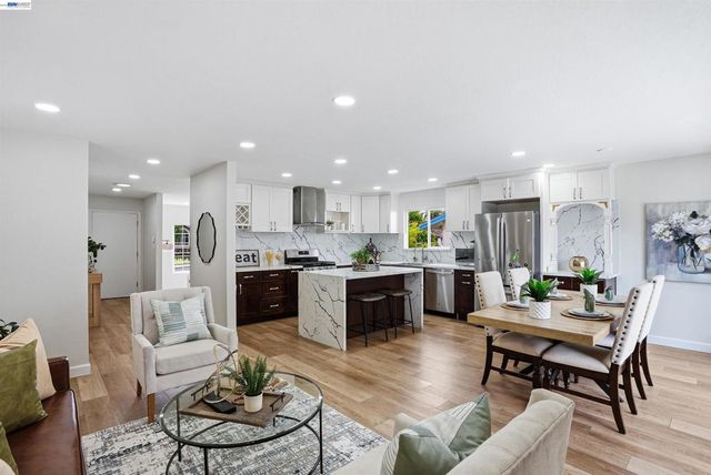 6738 Rancho Ct, Pleasanton, CA 94588