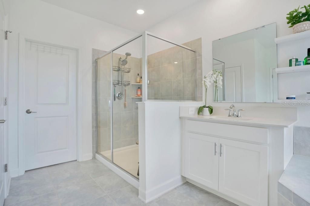 Image 20 of property listing at 5223 DAGENHAM DRIVE, Davenport, FL 33837