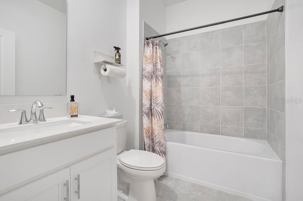 Image 32 of property listing at 5223 DAGENHAM DRIVE, Davenport, FL 33837