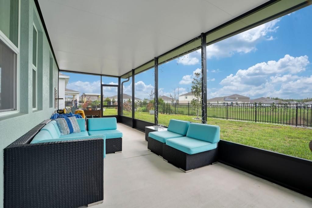 Image 35 of property listing at 5223 DAGENHAM DRIVE, Davenport, FL 33837