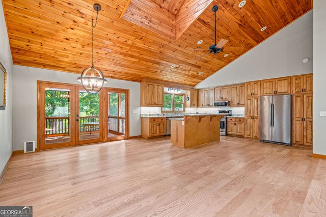56 Napoleon Lane, Tiger, GA 30576