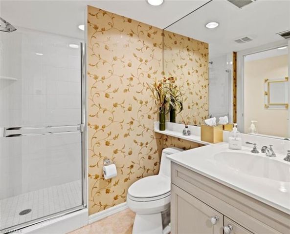 7575 Pelican Bay BLVD # 807, Naples, FL 34108