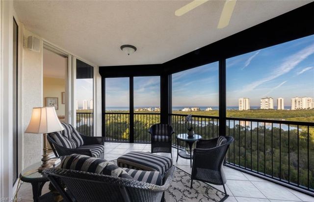 7575 Pelican Bay BLVD # 807, Naples, FL 34108