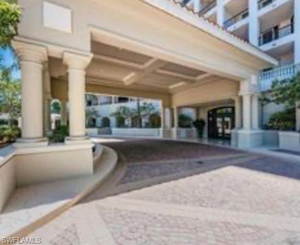 7575 Pelican Bay BLVD # 807, Naples, FL 34108