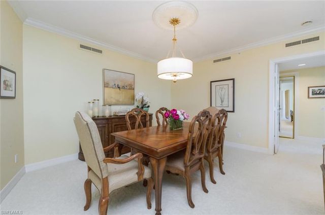 7575 Pelican Bay BLVD # 807, Naples, FL 34108