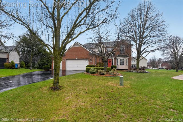 721 Remington Court, Commerce Charter Township, MI 48382