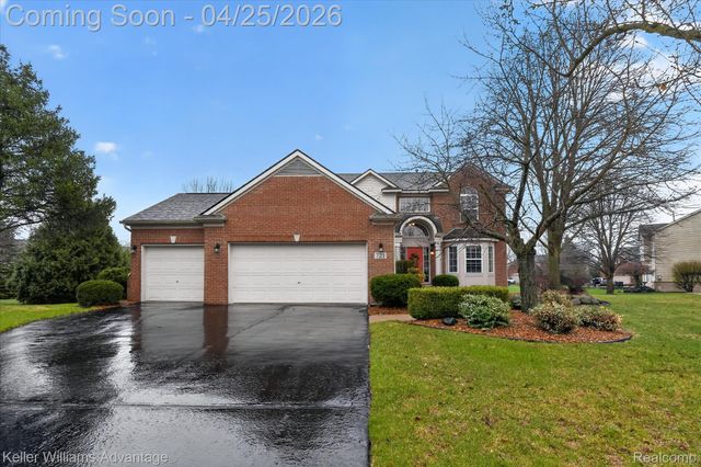 721 Remington Court, Commerce Charter Township, MI 48382