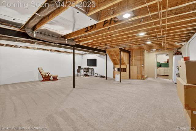 721 Remington Court, Commerce Charter Township, MI 48382