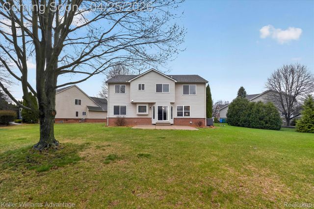721 Remington Court, Commerce Charter Township, MI 48382