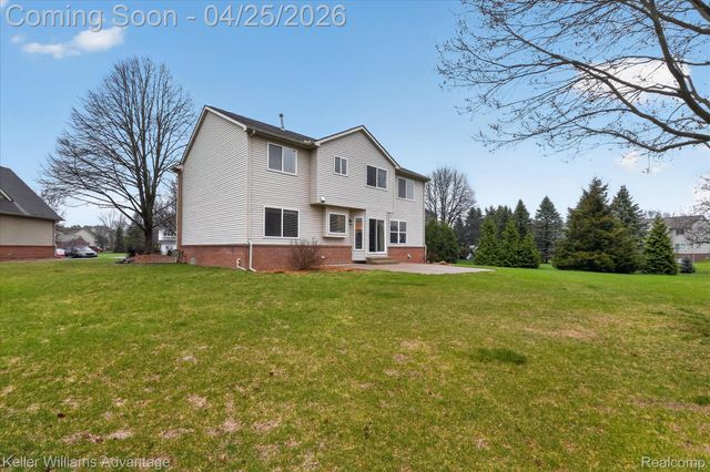 721 Remington Court, Commerce Charter Township, MI 48382