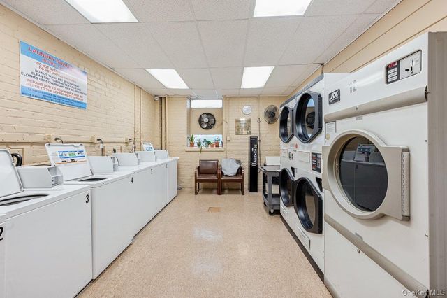 1 Oakridge Place 1G, Eastchester, NY 10709