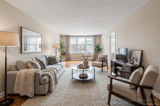 1 Oakridge Place 1G, Eastchester, NY 10709