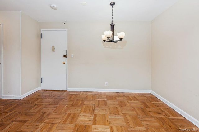 1 Oakridge Place 1G, Eastchester, NY 10709