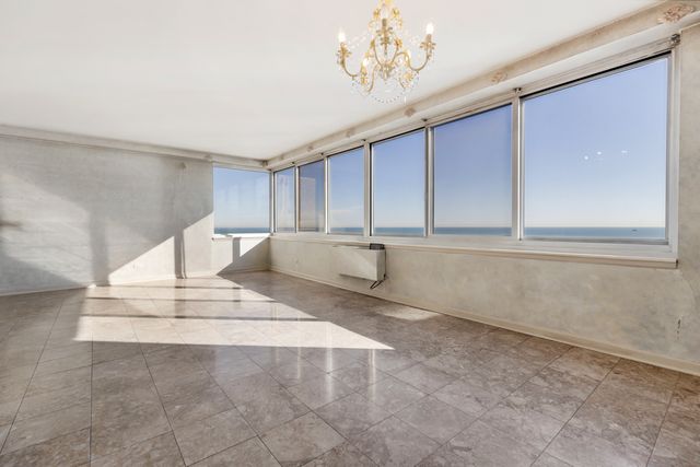 1440 N Lake Shore Drive 21H, Chicago, IL 60610