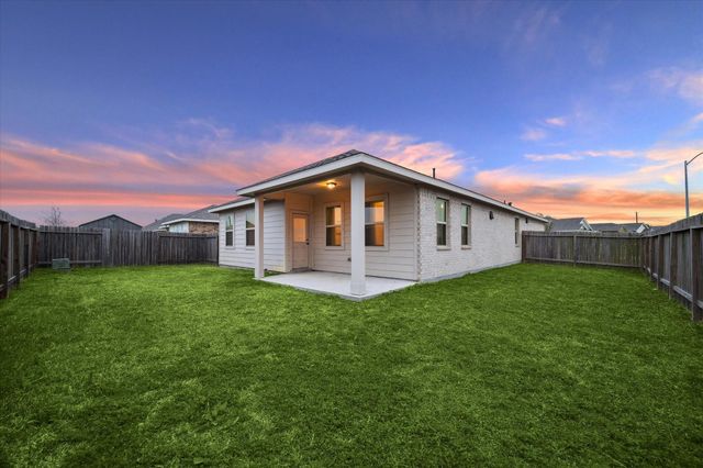 14603 Rain Tree Drive, Mont Belvieu, TX 77523