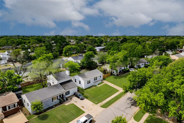 122 W 11th Street, Irving, TX 75060