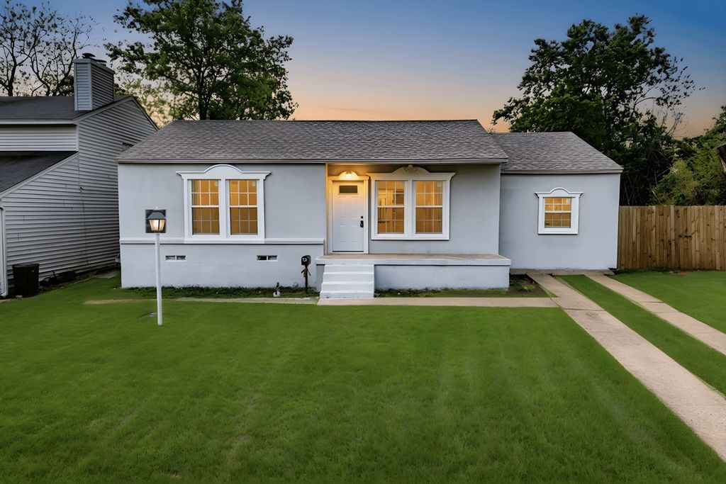 122 W 11th Street, Irving, TX 75060