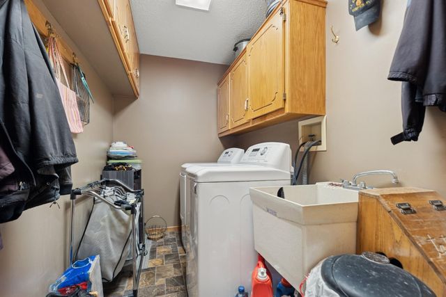 19029 Yale Circle NW, Elk River, MN 55330