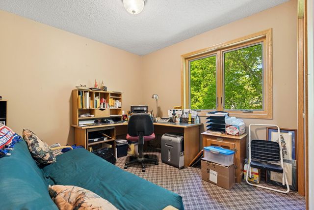 19029 Yale Circle NW, Elk River, MN 55330