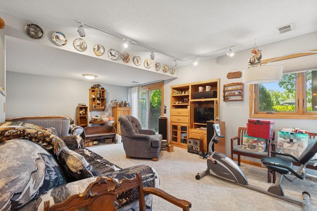 19029 Yale Circle NW, Elk River, MN 55330