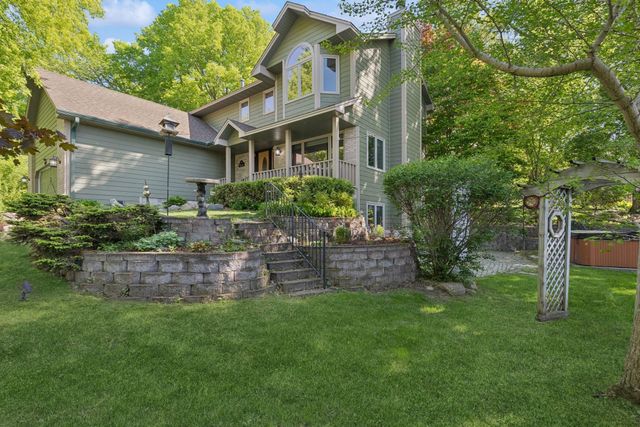 19029 Yale Circle NW, Elk River, MN 55330